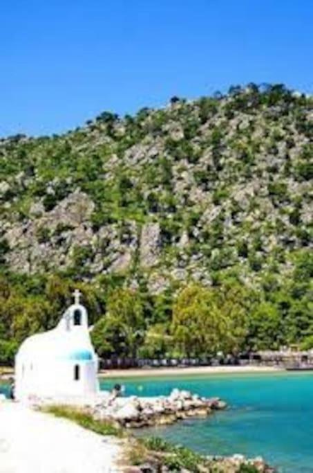 House By The Sea At Skaloma, Loutraki Vila Limni Vouliagmenis Exterior foto