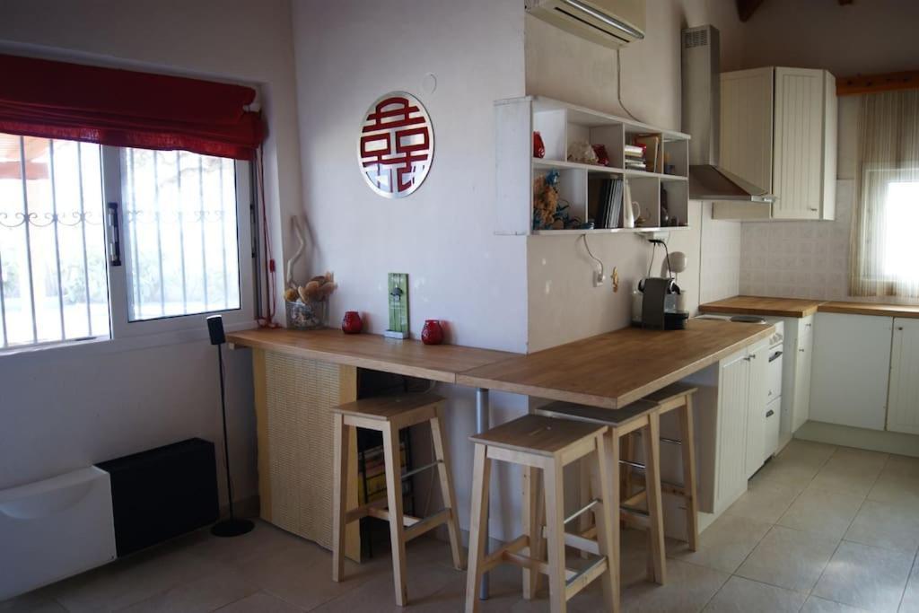 House By The Sea At Skaloma, Loutraki Vila Limni Vouliagmenis Exterior foto